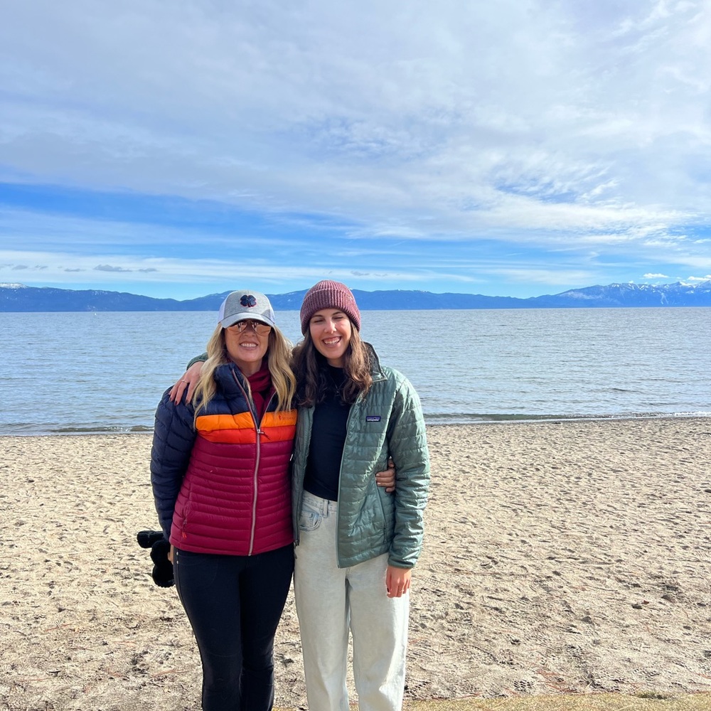 Meet your Posher, Ava